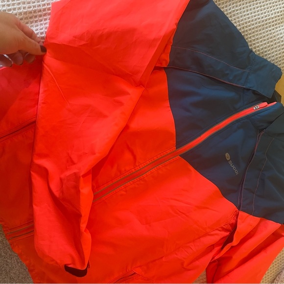 SUGOI Navy and Neon Pink Cycling Jacket-versa full zip 2/1 magnetic - Picture 11 of 14